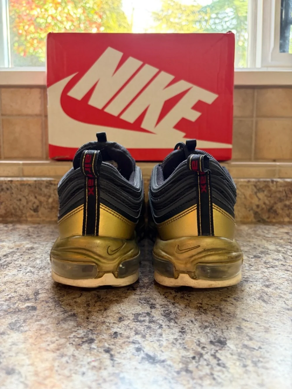 Nike Air max 97 metallic Gold Size - Picture 2 of 5